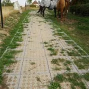 INB Paddockplatten für Matsch geeignet